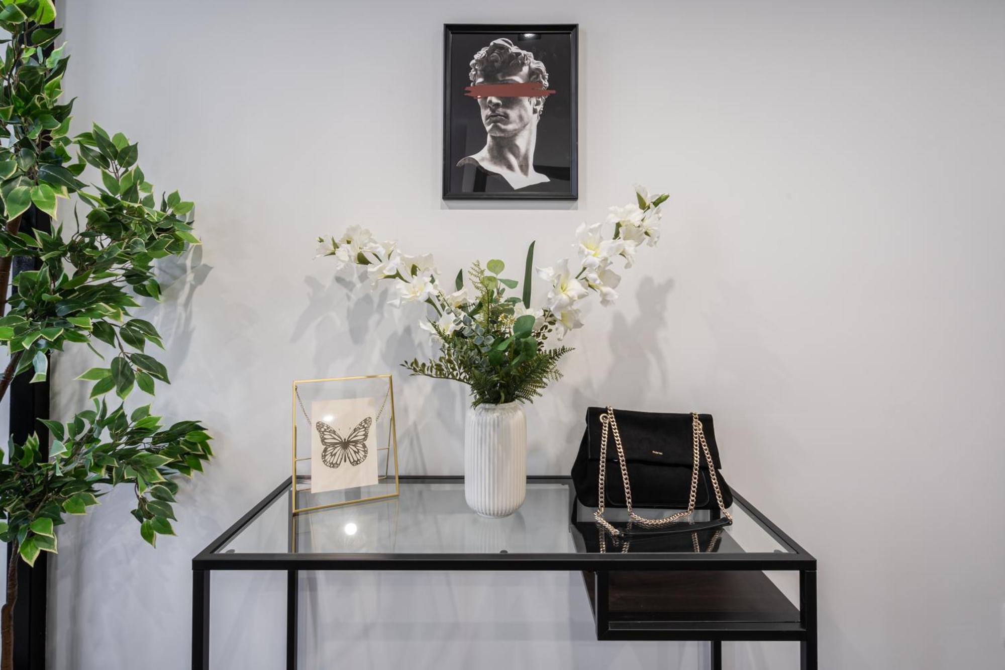 E41 - Trendy Boutique Apartments - Prime Spot By Bqa Budapesta Cameră foto